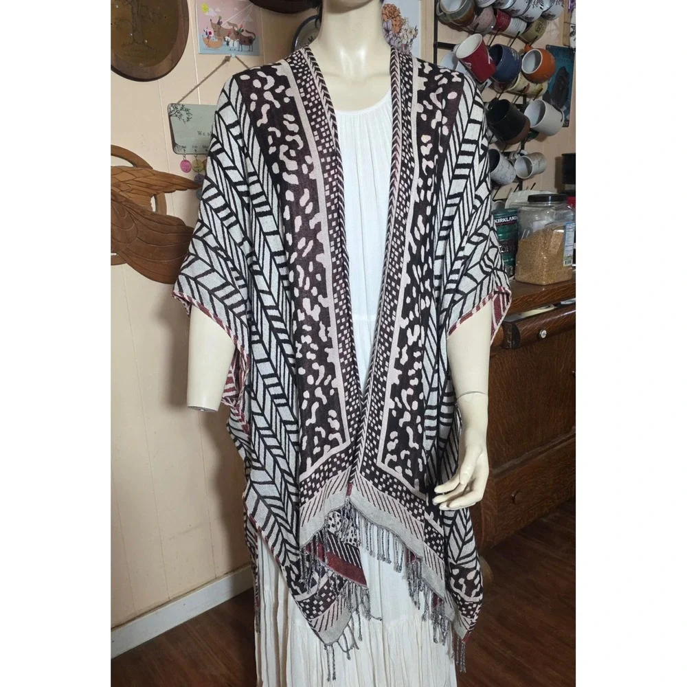 Unbranded Kimono Wrap Women OS Burgundy Reversible Boho Fringe‎ Hippie Festival